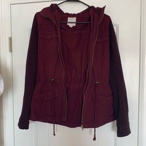 Two tone maroon Full Tilt utility jacket. Size medium.